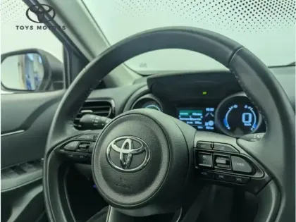 Photo 18 Toyota Yaris Hybride 1.5 HYBRID 116H DYNAMIC AUTO