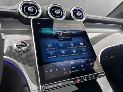 Photo 51 Mercedes Classe GLC 220 d 4MATIC AMG Line