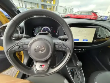 Photo 10 Toyota Aygo Hybride 116h GR Sport CROSSOVER SP