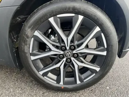 Photo 8 Toyota Aygo Hybride 116h GR Sport CROSSOVER SP