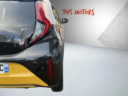 Photo 15 Toyota Aygo Hybride 116h GR Sport CROSSOVER SP