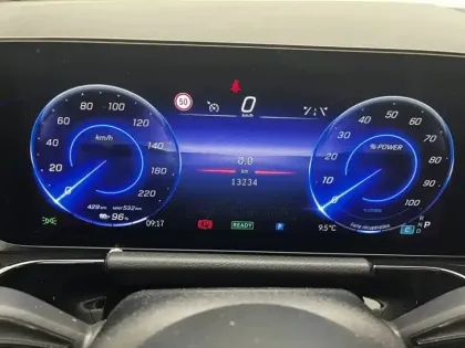 Photo 15 Mercedes EQA 250+ AMG Line