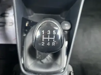 Photo 7 Ford Fiesta 1.1 75ch Connect Business Nav 5p