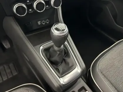 Photo 20 Renault Captur 1.3 TCe 140ch Intens + Pack City