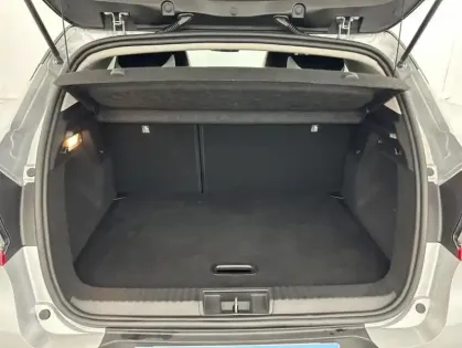 Photo 8 Renault Captur 1.3 TCe 140ch Intens + Pack City