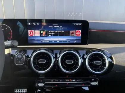 Photo 13 Mercedes Classe A 200 d Star Edition