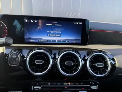 Photo 11 Mercedes Classe A 200 d Star Edition