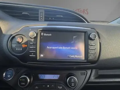 Photo 11 Toyota Yaris Hybride 100H HYBRID Dynamic