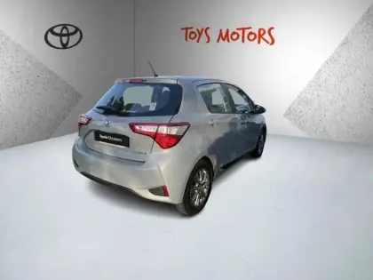 Photo 6 Toyota Yaris Hybride 100H HYBRID Dynamic