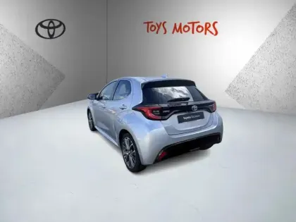Photo 6 Toyota Yaris Hybride 116h Iconic
