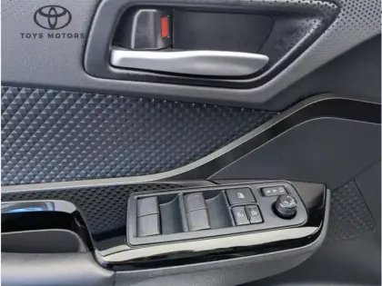 Photo 14 Toyota C-HR Hybrid Edition 1.8 122 ch