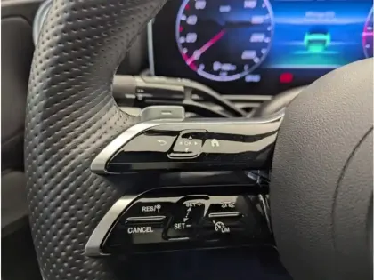 Photo 8 Mercedes Classe C Berline 200 d AMG Line