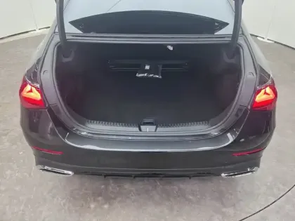 Photo 9 Mercedes Classe E Berline 220 d AMG Line