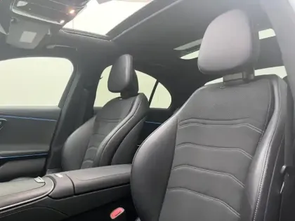 Photo 12 Mercedes Classe E Berline 220 d AMG Line