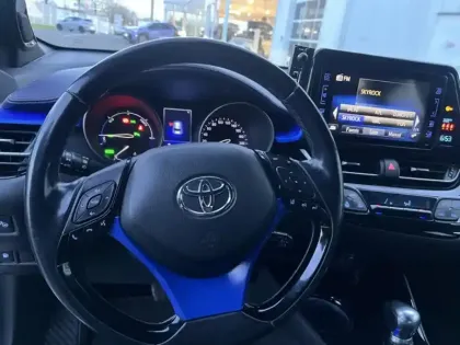 Photo 9 Toyota C-HR 1.8 HYBRIDE 122 GRAPHIC