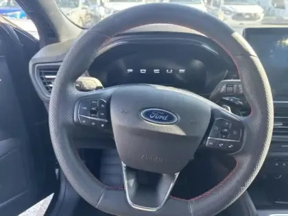 Photo 14 Ford Focus  1.0 Flexifuel mHEV 125 ch ST-Line X Powershift