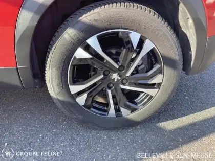 Photo 10 Peugeot 2008 Gén. II Ph1 NG GT 5