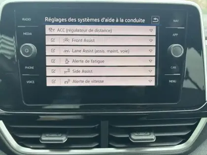 Photo 14 Volkswagen T-roc  1.5 TSI Evo2 150ch R-Line Edition DSG7