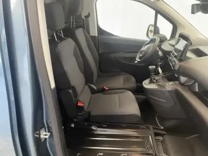 Photo 9 Peugeot Partner  M Diesel 100ch Pro Skill