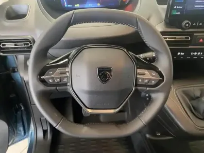 Photo 13 Peugeot Partner  M Diesel 100ch Pro Skill