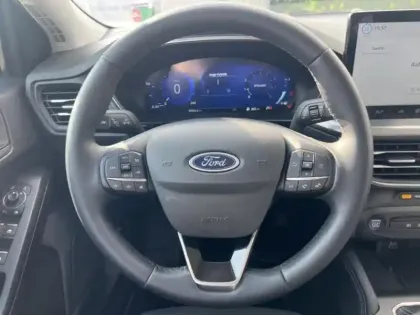 Photo 14 Ford Focus Gén. IV Ph2 Titanium X Business 5