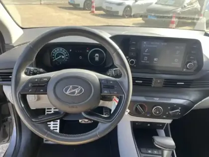 Photo 8 Hyundai I20  1.0 T-GDi 100ch Hybrid Creative