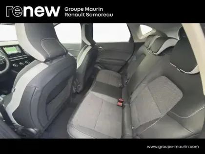 Photo 12 Renault Captur  1.6 E-Tech hybride 145ch Techno