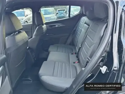 Photo 8 Alfa Romeo Tonale  1.5 Ibrida 175ch Veloce TCT