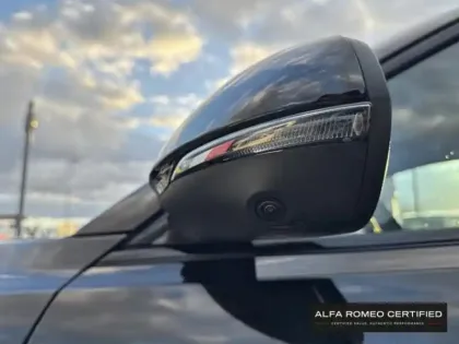 Photo 13 Alfa Romeo Tonale  1.5 Ibrida 175ch Veloce TCT