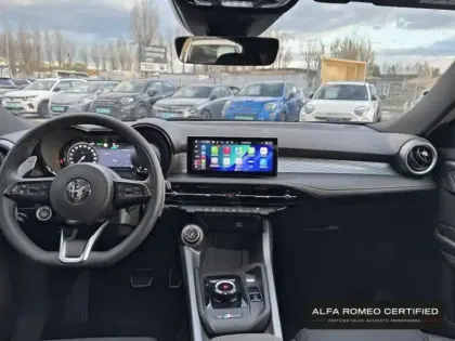 Photo 6 Alfa Romeo Tonale  1.5 Ibrida 175ch Veloce TCT