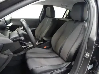 Photo 9 Peugeot 208  1.2 PureTech 100ch S&S Allure 118g