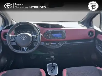 Photo 7 Toyota Yaris  100h Collection 5p