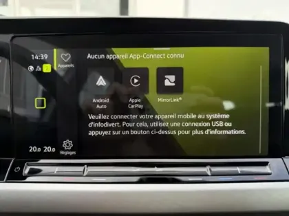 Photo 10 Volkswagen Golf  1.0 eTSI OPF 110ch Life Plus DSG7