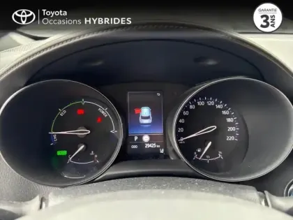 Photo 12 Toyota C-HR  1.8 Hybride 122ch Dynamic E-CVT