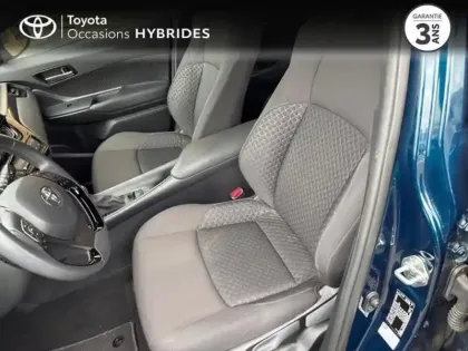 Photo 10 Toyota C-HR  1.8 Hybride 122ch Dynamic E-CVT