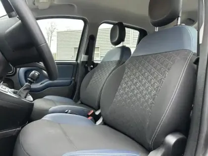 Photo 8 Fiat Panda  1.0 70ch BSG S&S  Cross