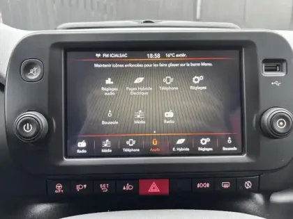 Photo 13 Fiat Panda  1.0 70ch BSG S&S  Cross