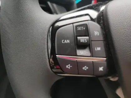 Photo 8 Ford Fiesta  1.1 75ch  Cool & Connect 5p