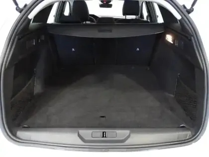 Photo 9 Peugeot 308  SW 1.5 BlueHDi 130ch S&S Active Pack EAT8