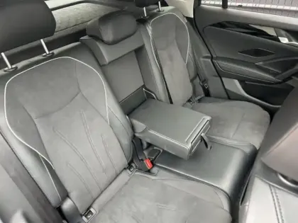 Photo 8 Volkswagen Tiguan  1.5 eHybrid 204ch Elegance DSG6