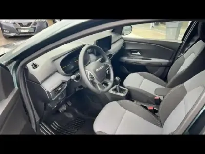 Photo 8 Dacia Jogger  1.6 hybrid 140ch Extreme 5 places -24