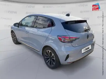 Photo 7 Renault Clio  1.6 E-Tech 145ch full hybrid Techno - 24