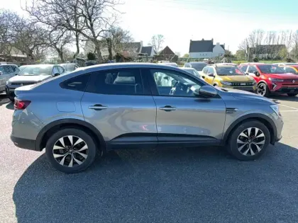 Photo 63 Renault Arkana  mild hybrid 140 EDC FAP - 22