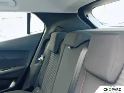 Photo 18 Peugeot 2008  PureTech 100 S&S BVM6