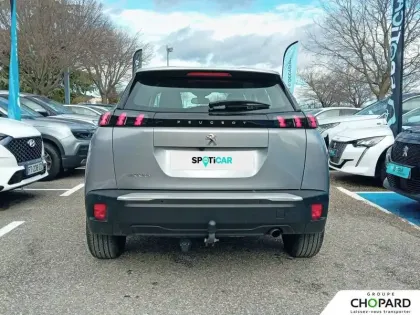 Photo 28 Peugeot 2008  PureTech 100 S&S BVM6