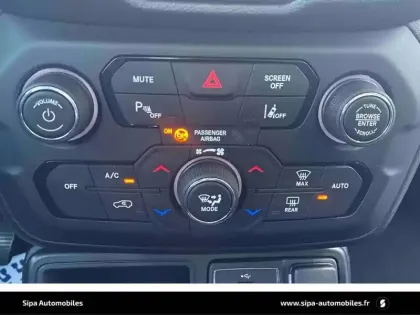 Photo 51 Jeep Renegade  1.6 l MultiJet 120 ch BVM6