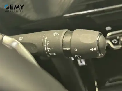 Photo 13 Peugeot 208  Hybrid 100 e-DCS6