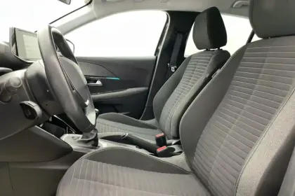 Photo 108 Peugeot 208  PureTech 100 S&S BVM6