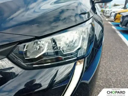 Photo 21 Peugeot 208  PureTech 100 S&S BVM6
