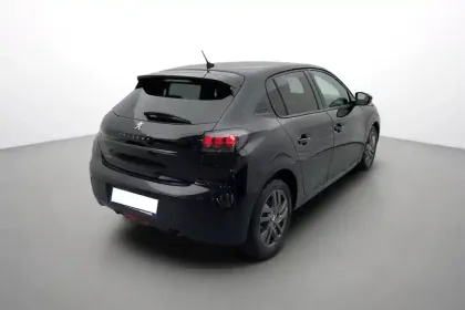 Photo 101 Peugeot 208  PureTech 100 S&S BVM6